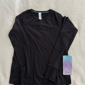 Ivivva Girl size 12 New Gratitude with Attitude tee long sleeve shirt black NWT